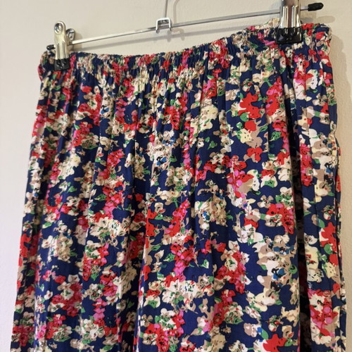 Floral One-Piece Jumpsuit like new, size Large, blue multicolor