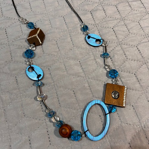 Necklace with wooden brown-turquoise elements like new