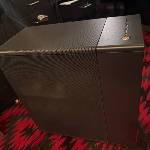 High-End Gaming PC RTX 5070 Ti 16GB Ryzen 7 7800X3D 64GB DDR5 used