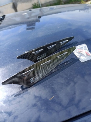 Windscreen wiper part new