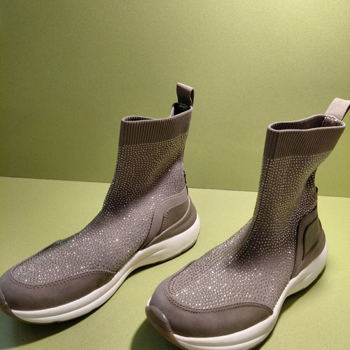 Zara boots with rhinestones size 39 like new