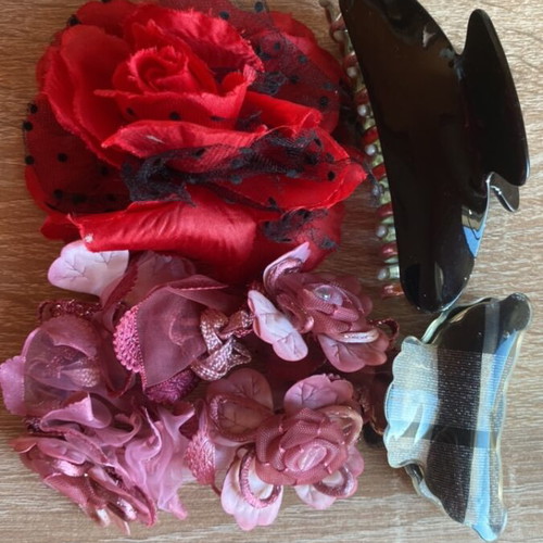 Hair clips set used, multicolor with rose pin