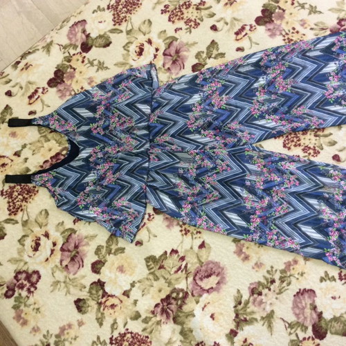 Women's one-piece jumpsuit used, size S/M, multicolor