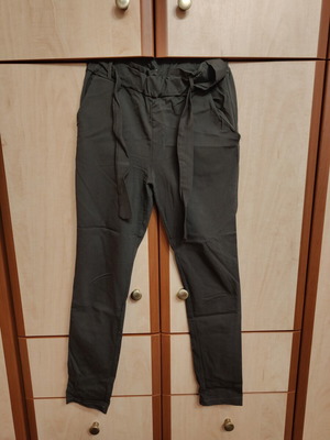 Hailys women's pants used, khaki, size medium