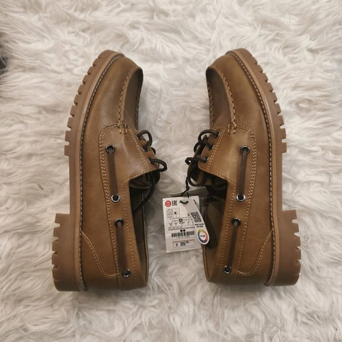 Men's brown Pull&Bear shoes with lug sole new, size 42