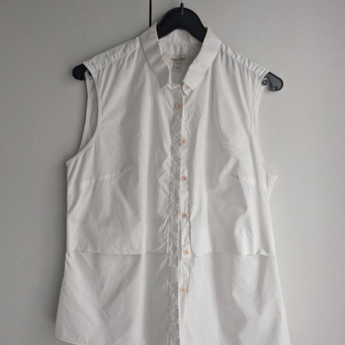 Savile Row sleeveless white cotton shirt