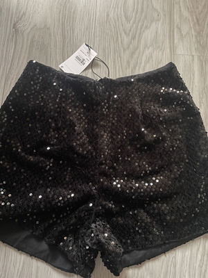 Women's sequin shorts new, black, sizes M and L