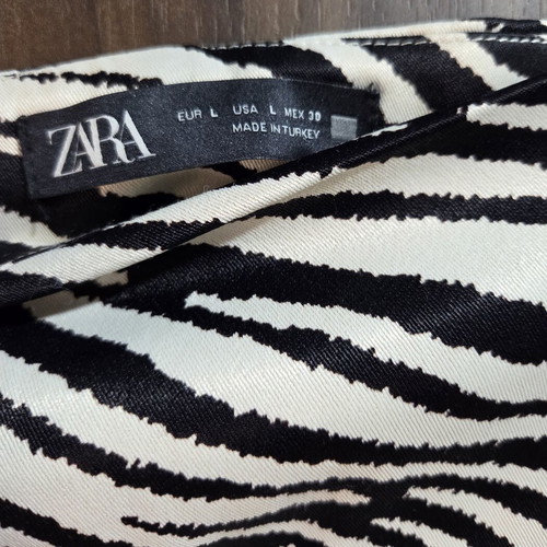 Zara zebra print skort like new, size L
