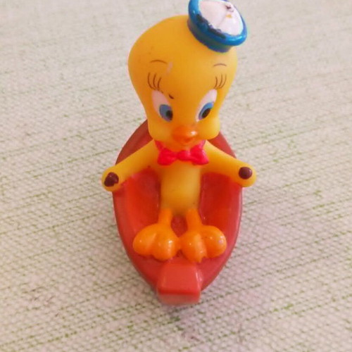Tweety Bird in Boat Bullyland 2000 Looney Tunes collectible figure