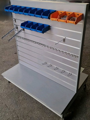 Gondolas used with wheels, 2 pieces with hooks and shelves