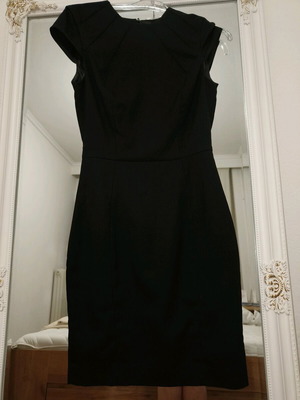 H&M pencil dress black like new, fitted