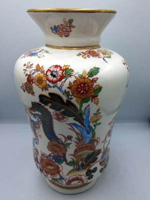 Vintage Asian tabletop vase like new with floral decor and dragon