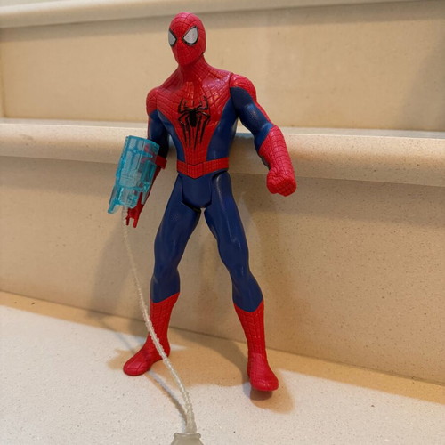 Spider-Man figure like new with sound