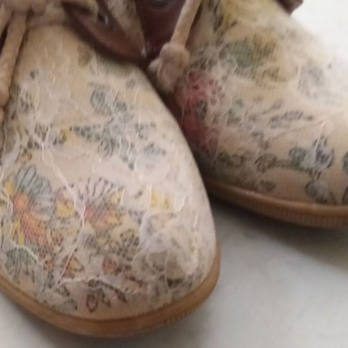 Flat shoes with laces and lace size 37 like new