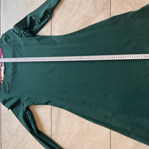 H&M Divided green long-sleeve dress size M like new