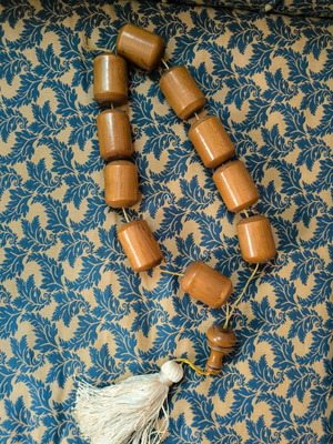 Collectible worry beads 1970 like new, wooden with vintage style