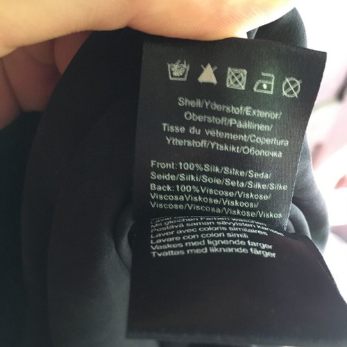 Gestuz silk top size 38/M, black