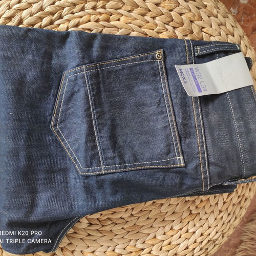 Regular jeans new with tag, size Large, blue