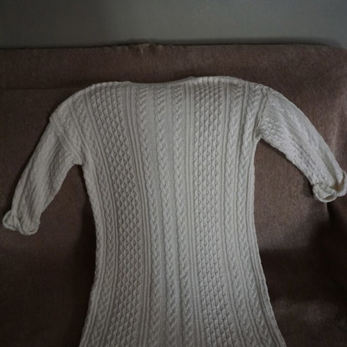 Bershka women's long white sweater like new with short sleeves