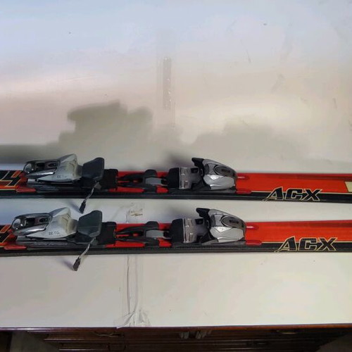 Volkl Ski Skis 156 cm Used In Excellent Condition