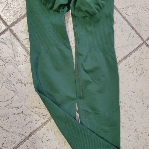 Thrivin women's sports leggings new, green, size XS