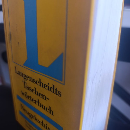 Greek-German and German-Greek Dictionary like new