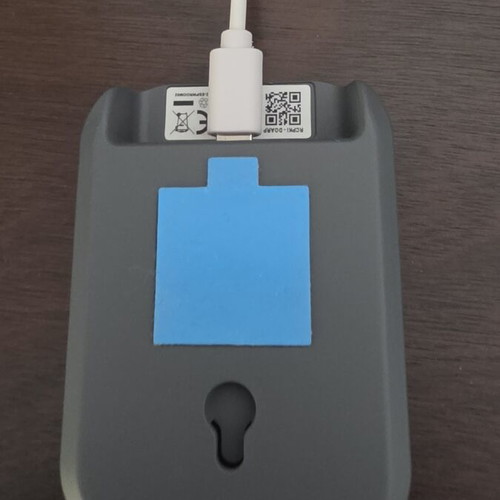 Sensibo smart air conditioner remote like new, compatible with all platforms
