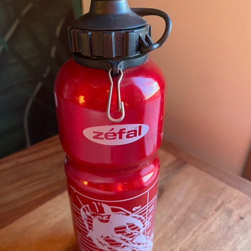 Vintage Zéfal aluminum bicycle water bottle red like new