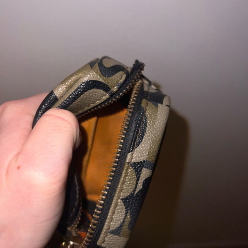 Tous Waller mini used, beige, zipper repair needed