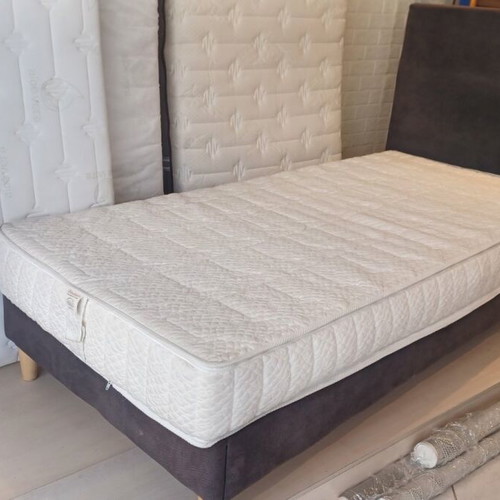 Latex mattress 100% natural with removable washable cover, new