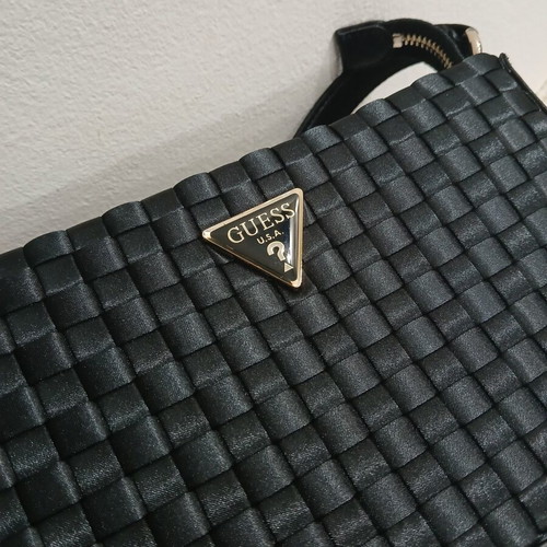 Guess shoulder bag black, brand new