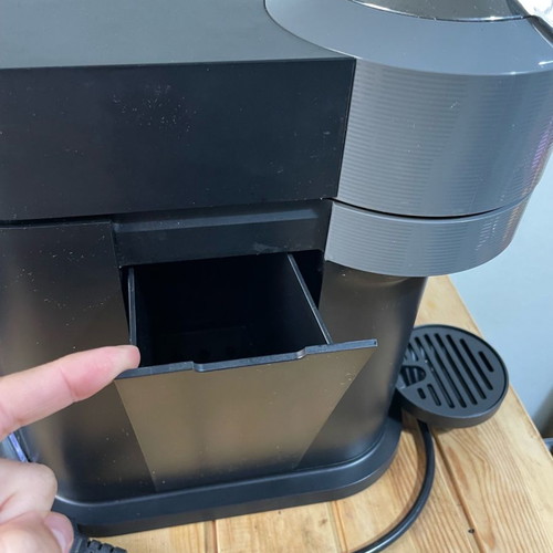 Nespresso Vertuo Next DeLonghi coffee maker used