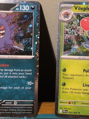 Gengar & Vileplume Evolution Line Cosmos Holo Like New