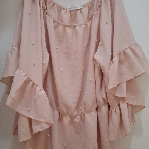 Summer blouse with pearls and balloon sleeves one size used, pink