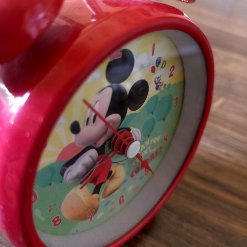 Mickey Mouse analog table clock used