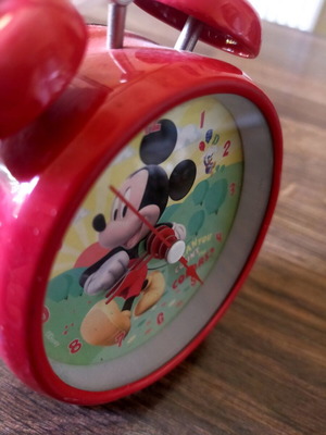 Mickey Mouse analog table clock used