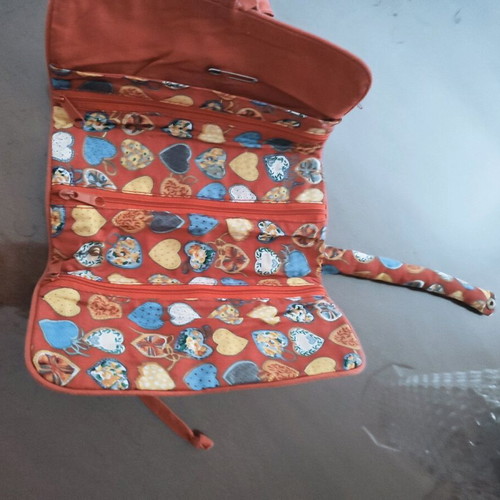 Fabric jewelry box with 3 zippered pockets new, red