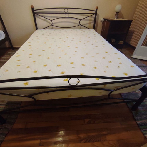 Double bed and single bed set, metal with slats