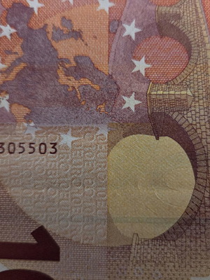 Χαρτονόμισμα 10 ευρώ σαν καινούργιο με ραντάρ μικρό σειριακό αριθμό
