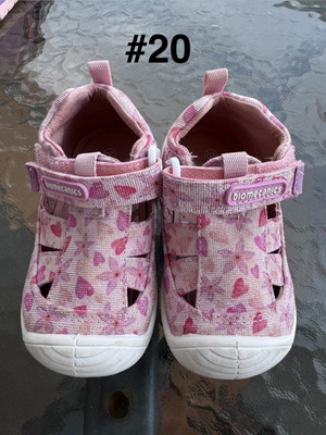 Biomechanics shoes girl size 20 like new
