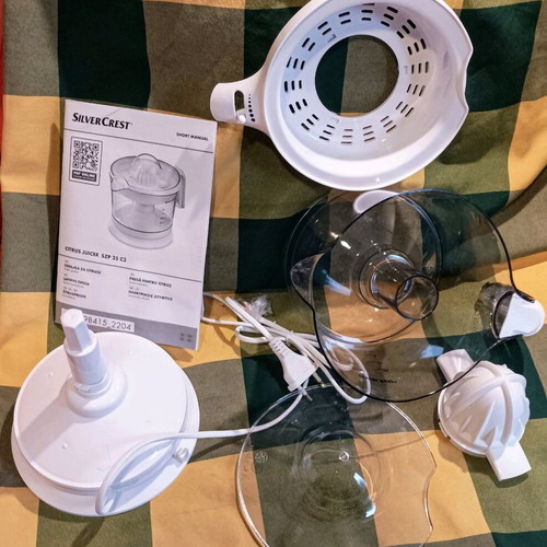 Silvercrest Citrus Juicer 25 Watt 0.8 Liter like new