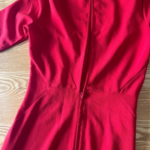 Red dress H&M size 40 like new with impressive back