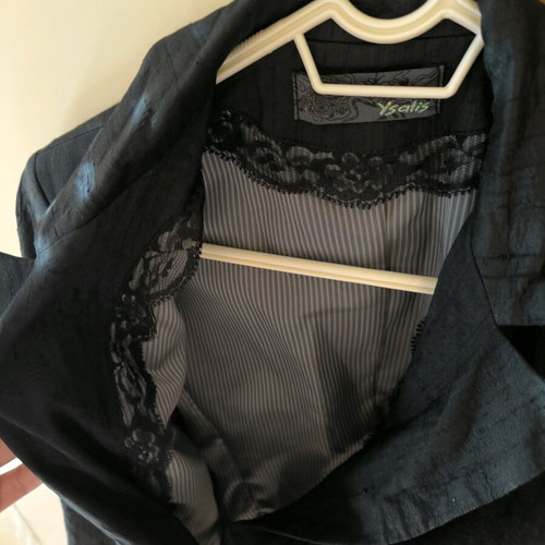 Ysatis black blazer in excellent condition