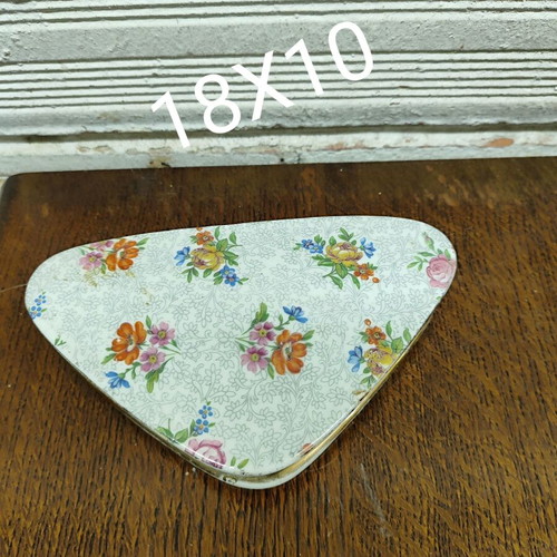 Porcelain dish used 17x12cm