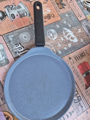 Crepe pan used, very good condition