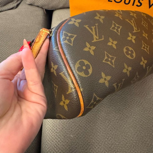 Louis Vuitton Monogram Canvas Dopp Kit toiletry bag used, beige brown