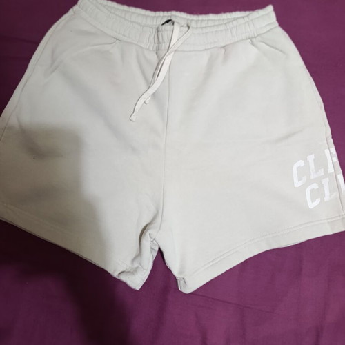 Zara sweat shorts size M, like new, beige/off-white