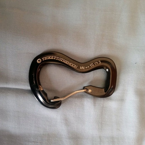 Metal carabiner hook Ticket to the Moon model KN 10 like new
