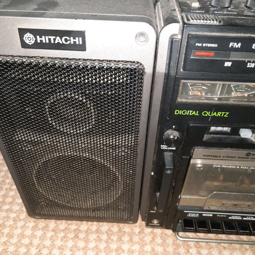 Hitachi Portable Stereo TRIK 9050W