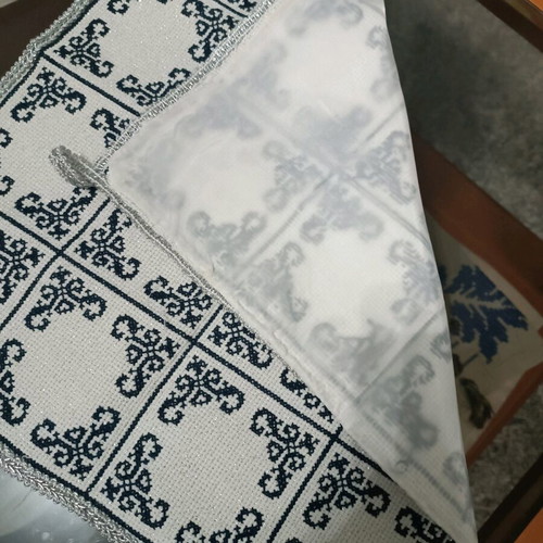 Square Napkin 40x40 new with cross-stitch and lining
